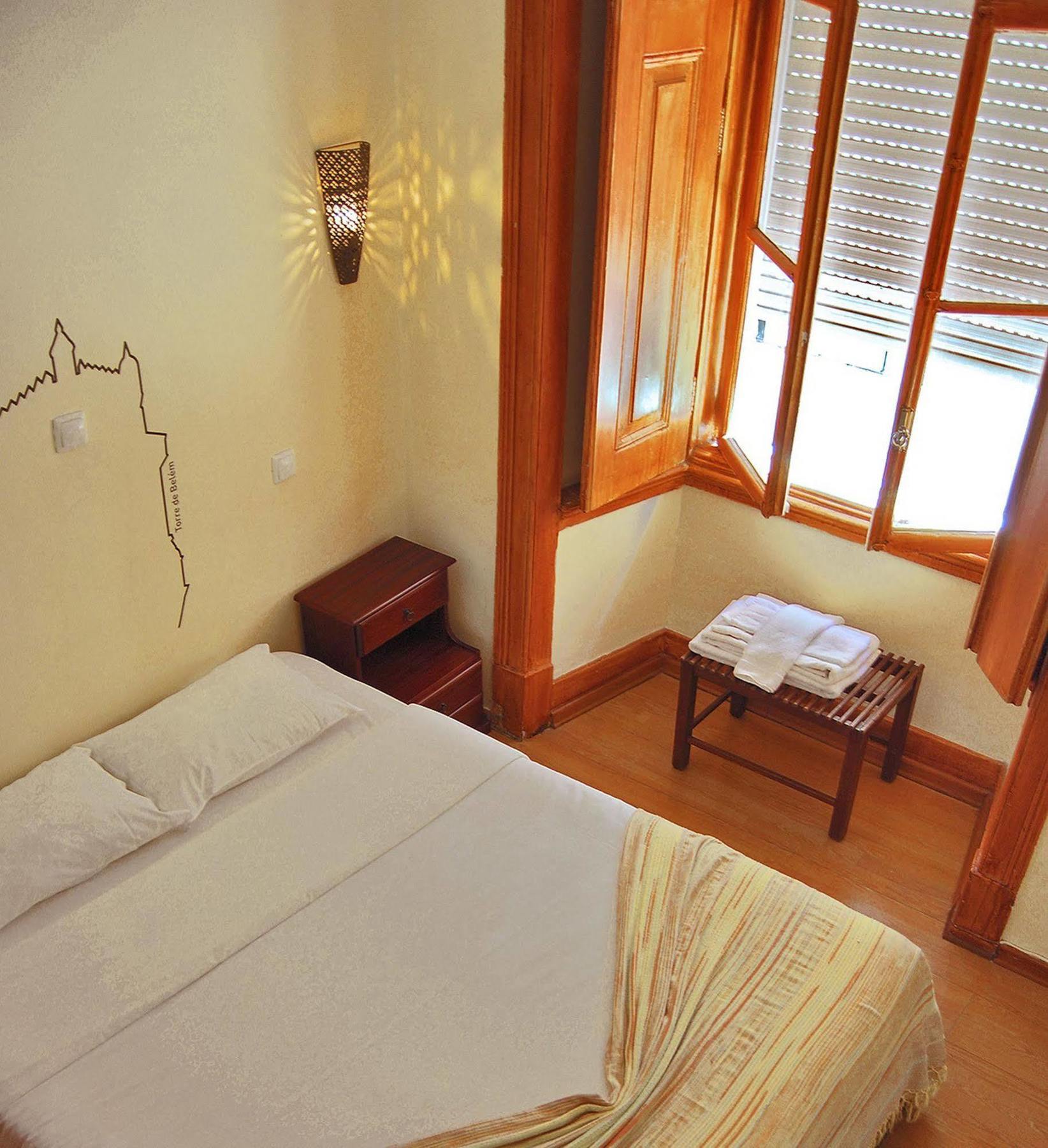 Norte Guest House Lisbon Bagian luar foto