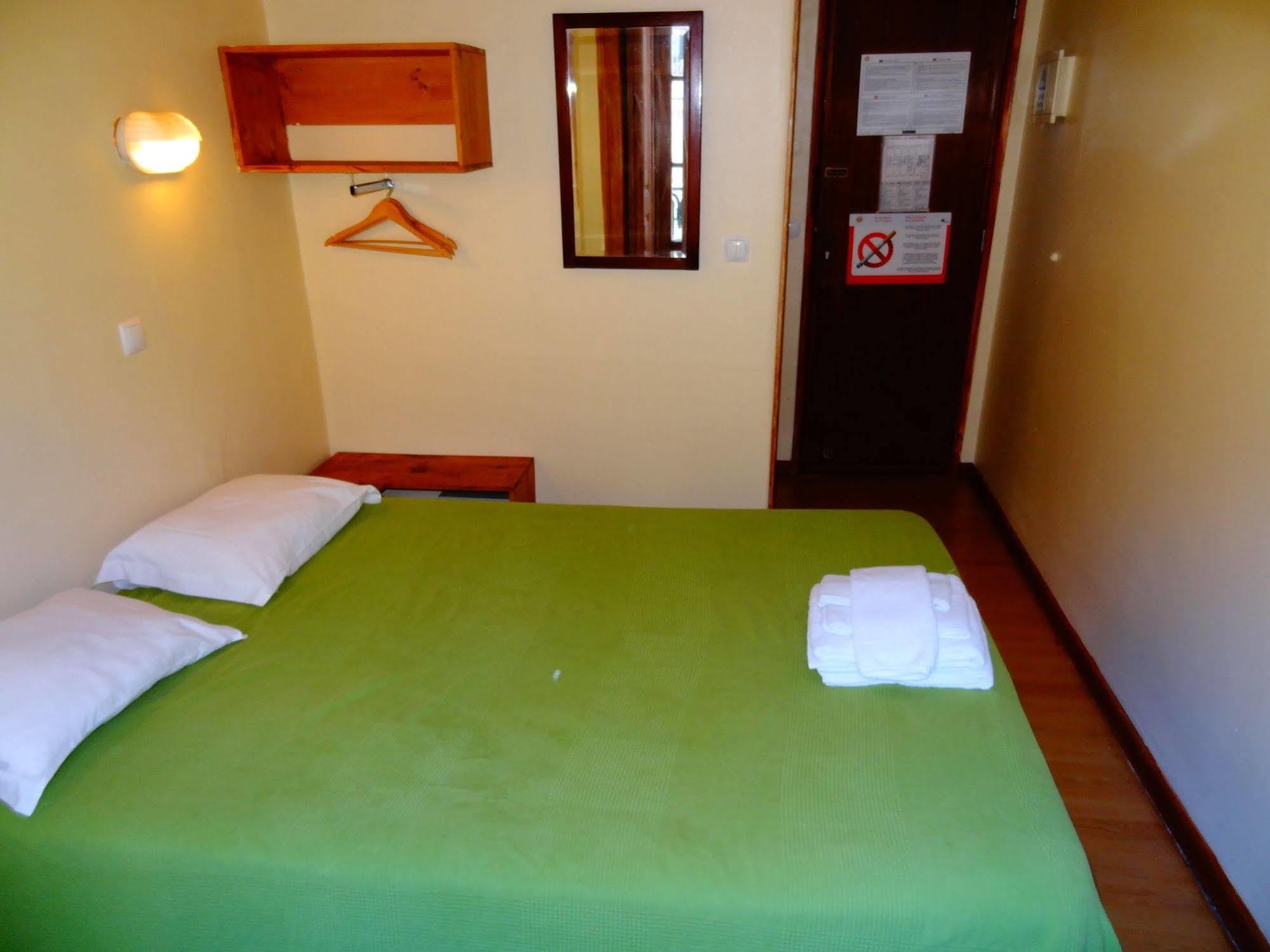 Norte Guest House Lisbon Bagian luar foto