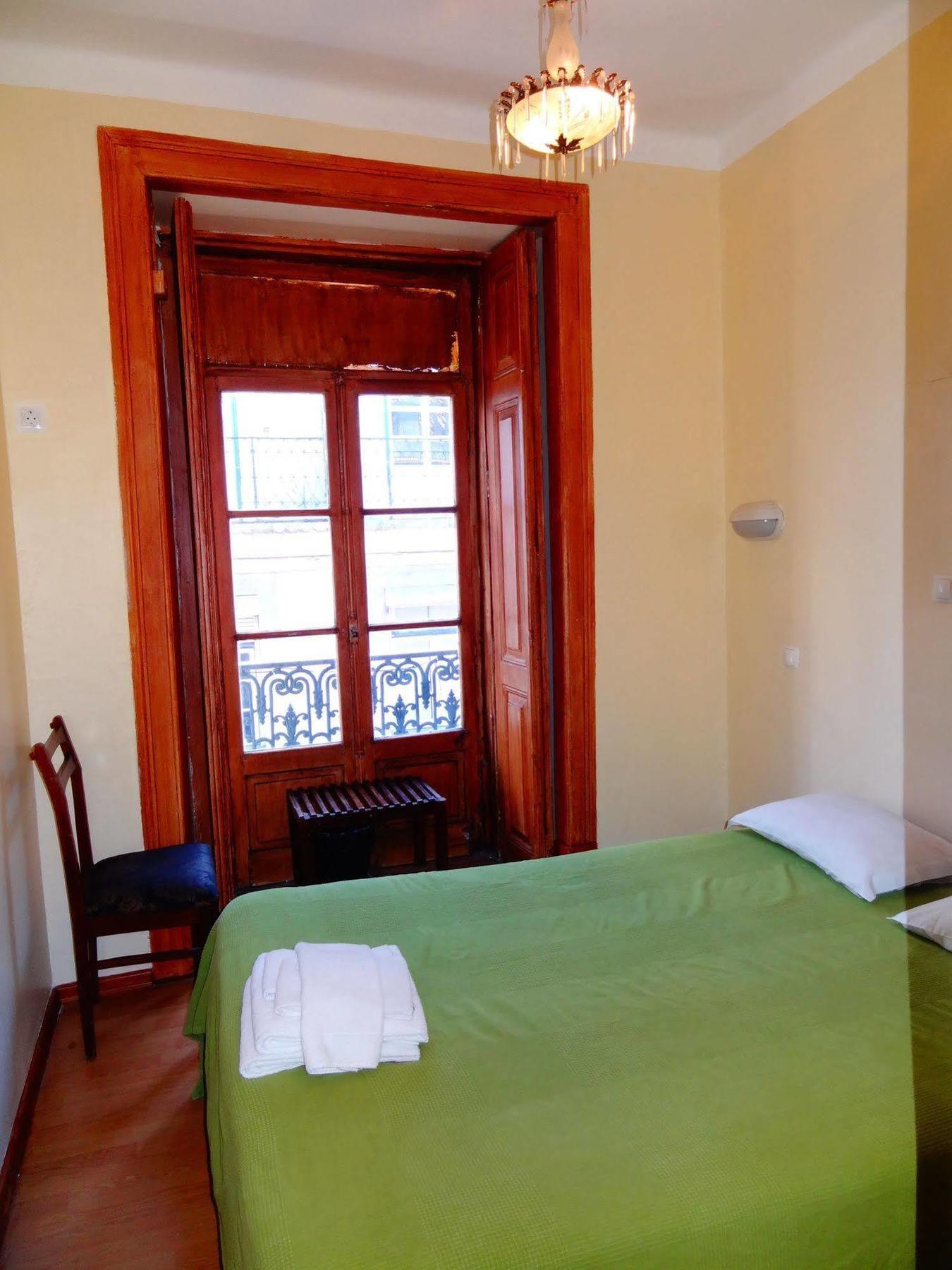 Norte Guest House Lisbon Bagian luar foto