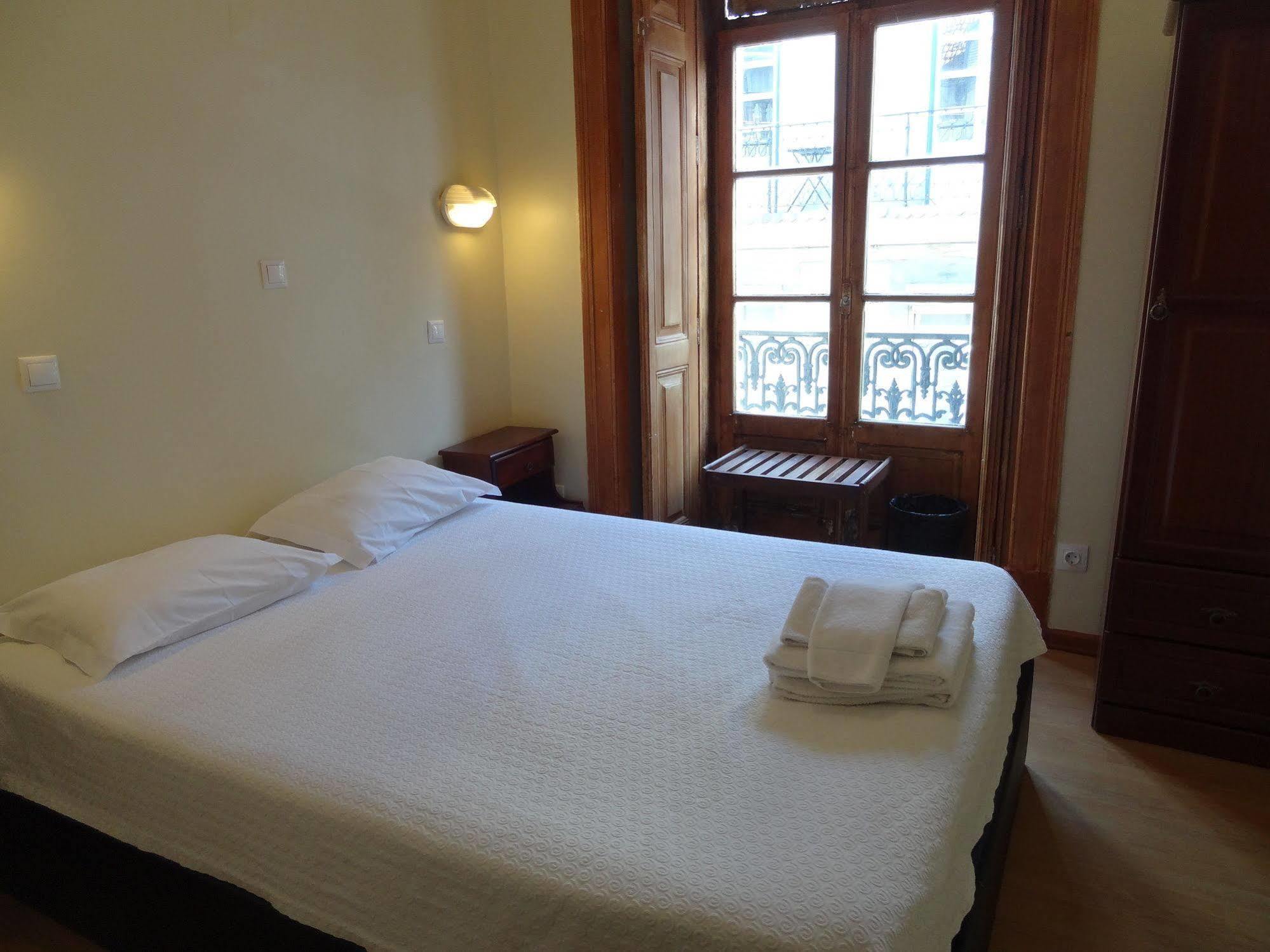Norte Guest House Lisbon Bagian luar foto